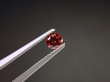 【500円均一】1/5正午まで　合成オレンジモアッサナイト　0.22ct　9