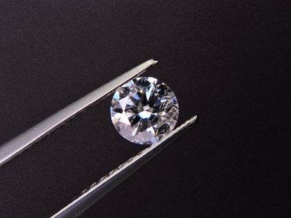 MOI-6　合成モアッサナイト　0.49ct