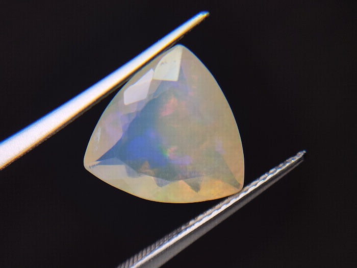 0916-32　オパール　3.40ct