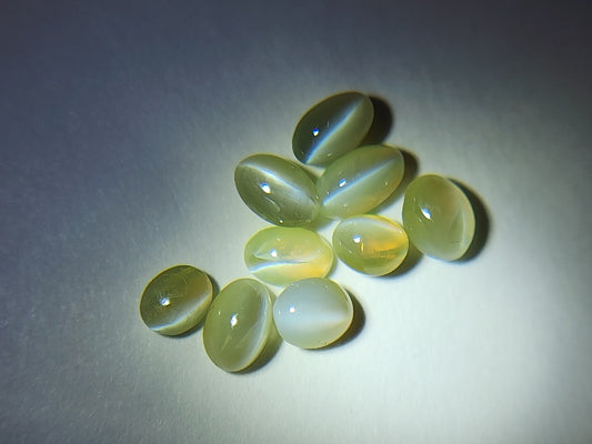 LTE-CRSce-4　【リトル東洋ルース】クリソベリルキャッツアイ　合計3.18ct