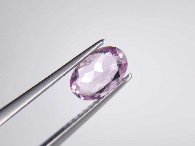 0950-2-3　パープルダイアスポア　0.87ct