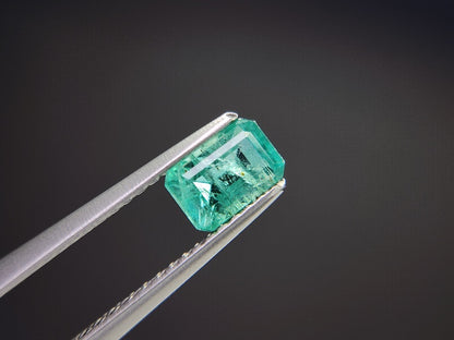 EM-4　エメラルド(ザンビア産)　0.63ct