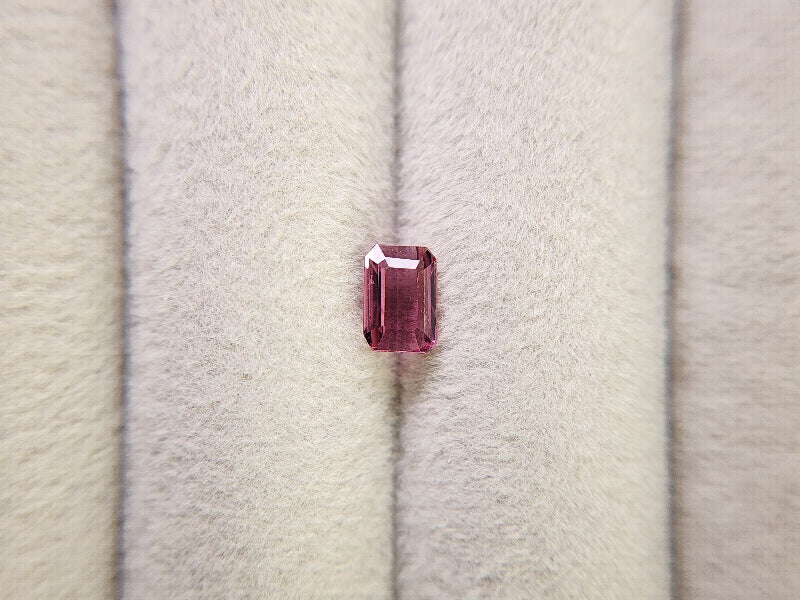 0879-21　トルマリン  0.74ct　