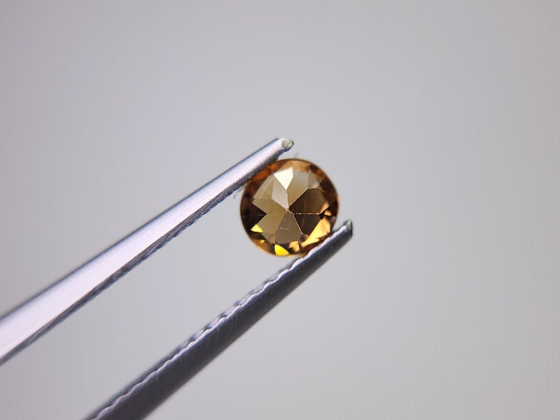 0010-2-2　ジルコン(コニャックブラウン)　0.52ct