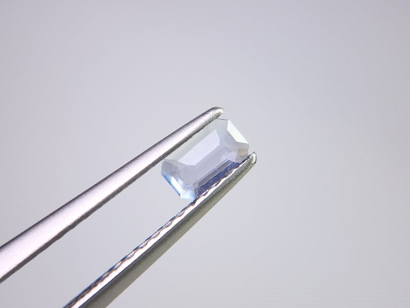 blHAK-8　ブルーハックマナイト　0.14ct