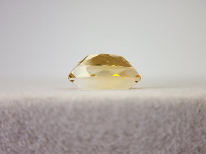 0365-4-8　バイカラーシトリン　2.78ct