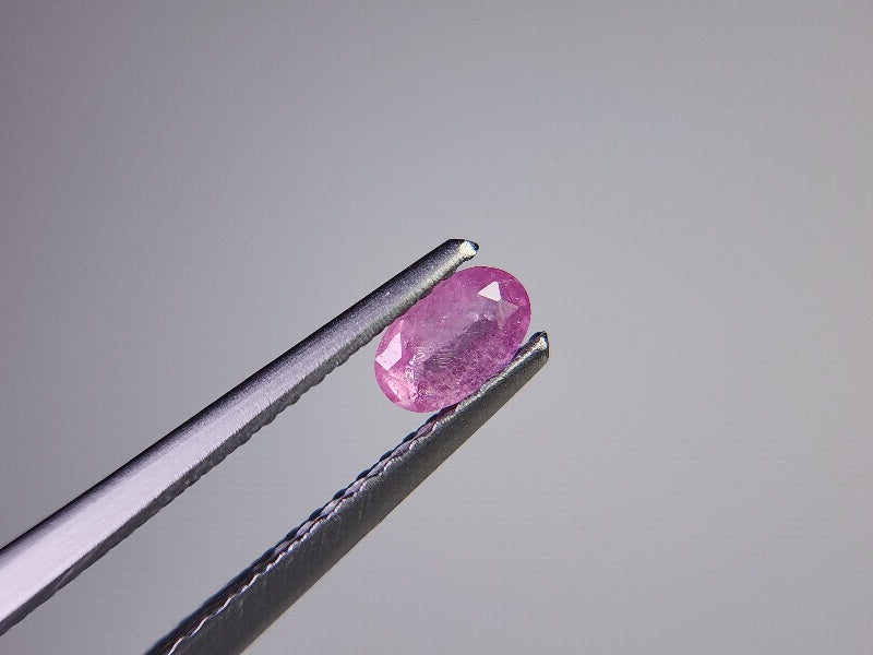 0028-4　虹入り！ピンクサファイア　0.31ct