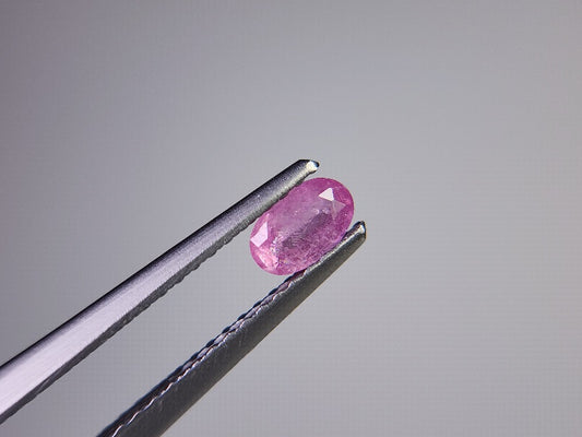 0028-4　虹入り！ピンクサファイア　0.31ct