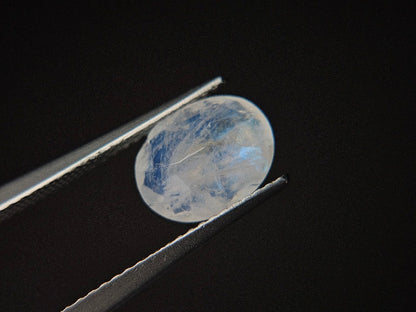 blMO-10　ブルームーンストーン　1.99ct