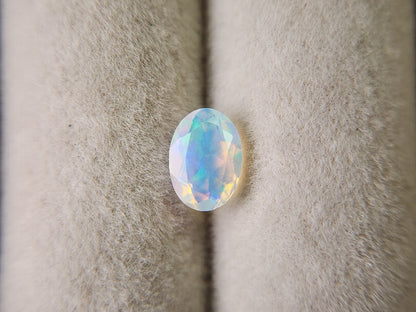 0909-2-10　オパール　0.49ct