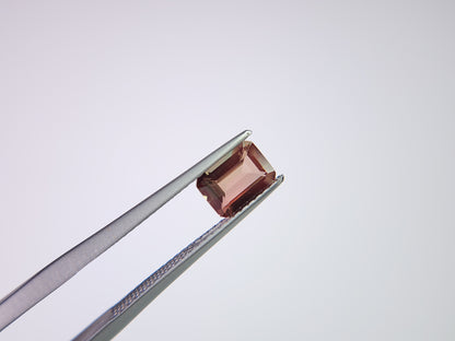0151-3-7　バイカラーアンデシン　1.04ct