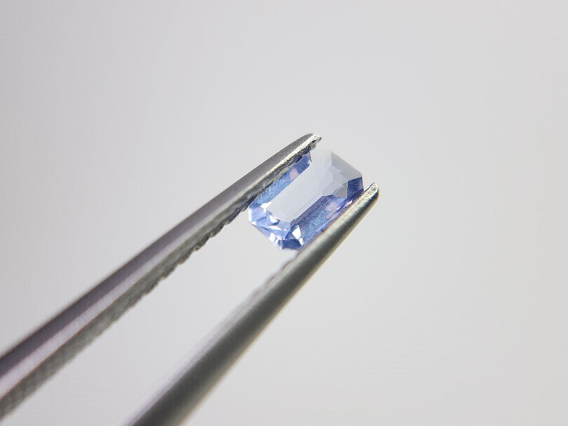 blHAK-8　ブルーハックマナイト　0.14ct