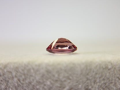 0152-3-7　バイカラーアンデシン　0.42ct