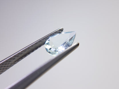 0008-4　アクアマリン　ペアシェイプ　0.54ct