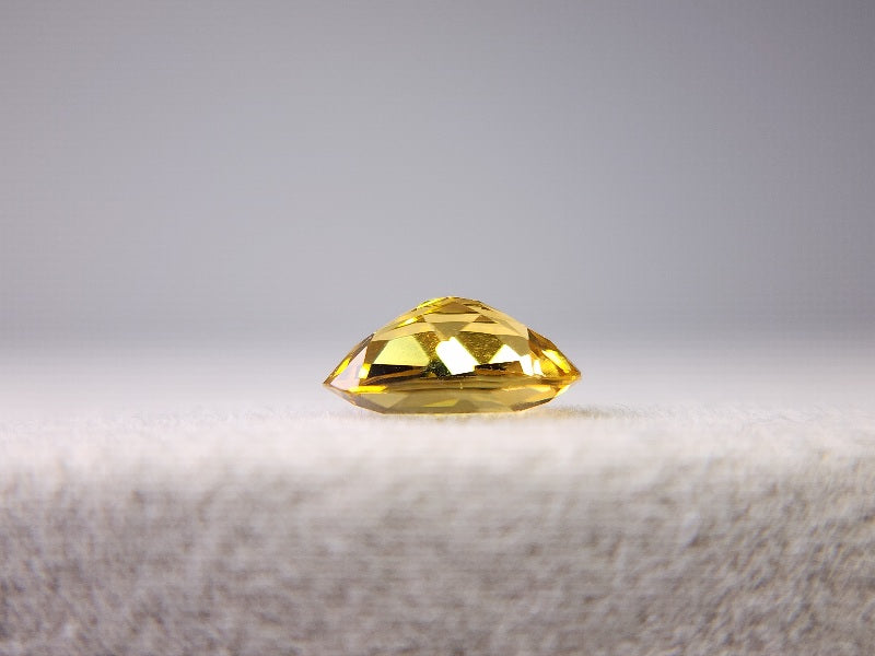 yeBE-7　イエローベリル　0.61ct