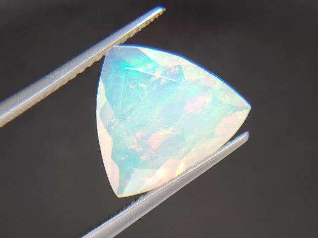 0916-31　オパール　2.62ct