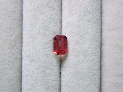 0151-2-2　バイカラーアンデシン　1.01ct