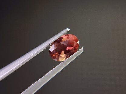 0504-13　バイカラーアンデシン　0.63ct