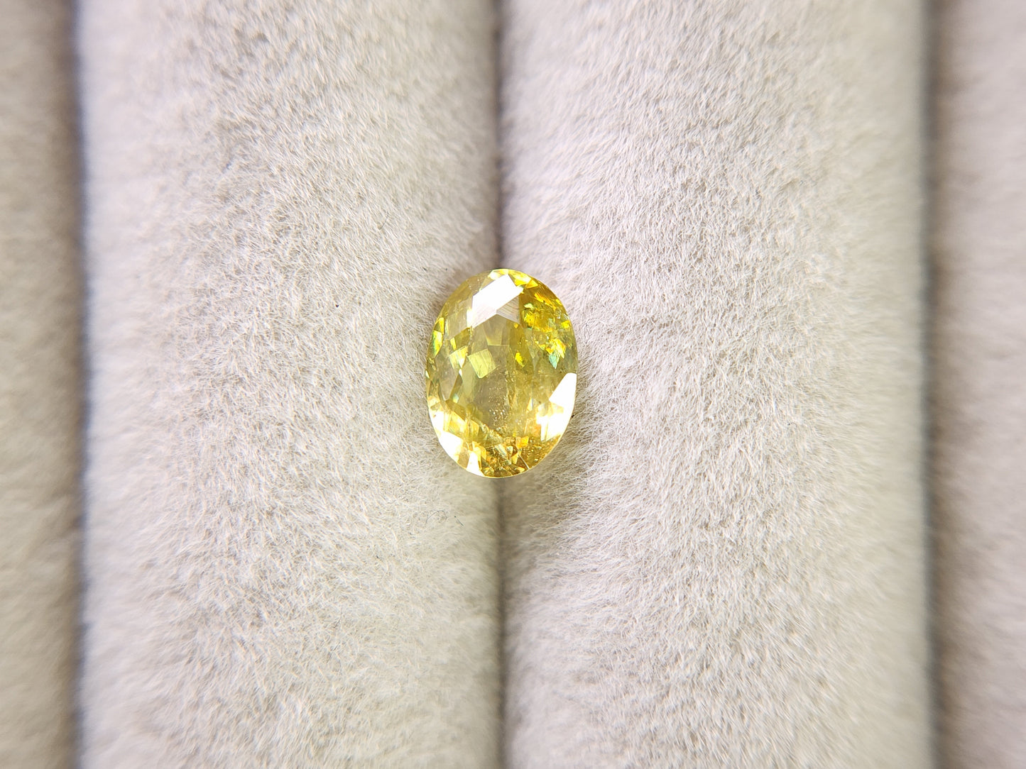 0932-3　スフェーン　1.10ct