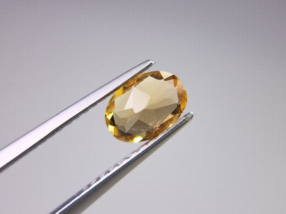 yeBE-5　イエローベリル　0.64ct
