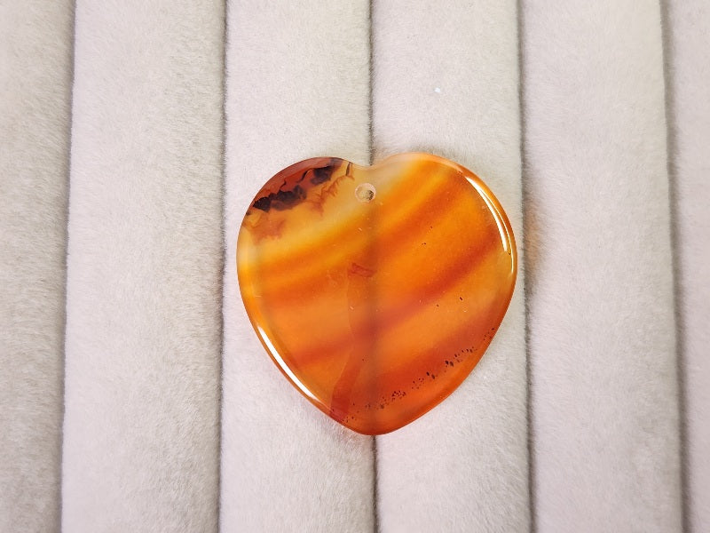 ME-6　瑪瑙(穴あき)　15.87ct