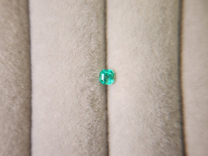 0936-15　エメラルド　0.12ct