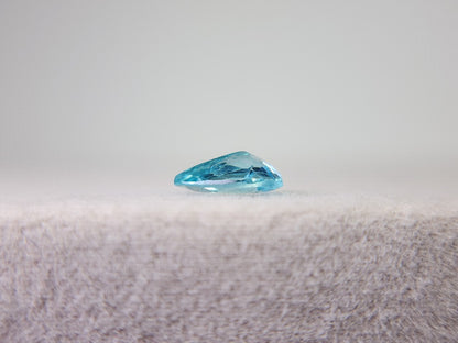 0461-8　アパタイト　0.38ct