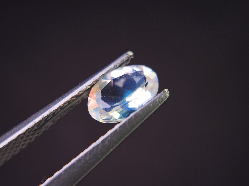 0761-6　アンデシンラブラドライト　0.72ct