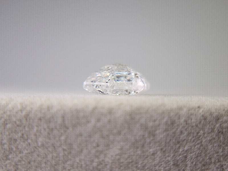 0937-1　虹入り！クラッククォーツ　1.86ct