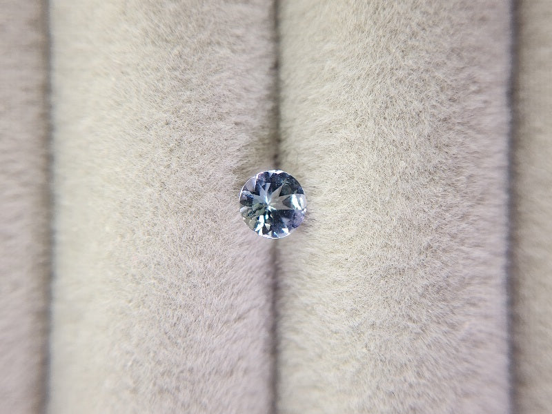 0657-27-1　ゾイサイト　0.32ct