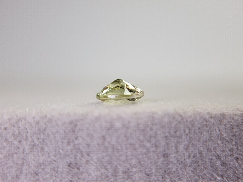 0654-3-2　ゾイサイト　0.31ct