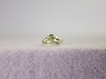 0654-3-2　ゾイサイト　0.31ct