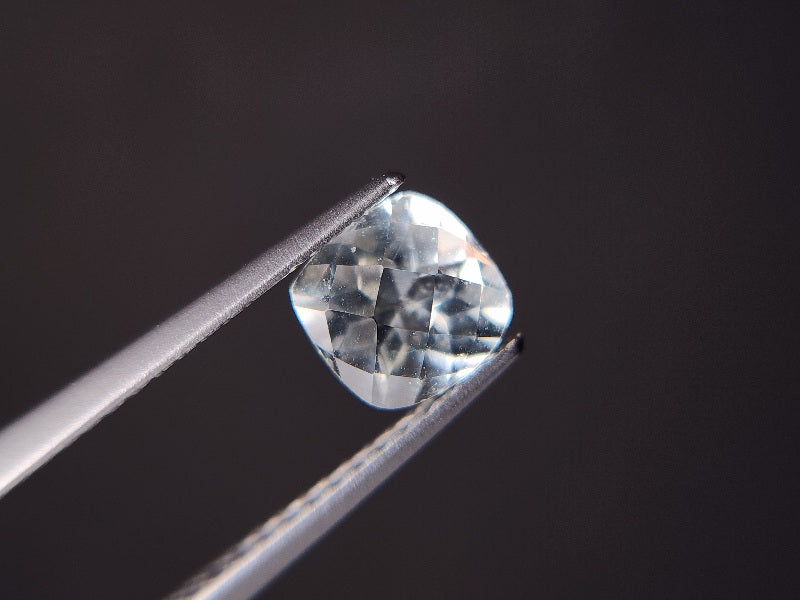 gBE-6　グリーンベリル　0.84ct