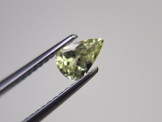 0644-9-1　ゾイサイト　0.40ct