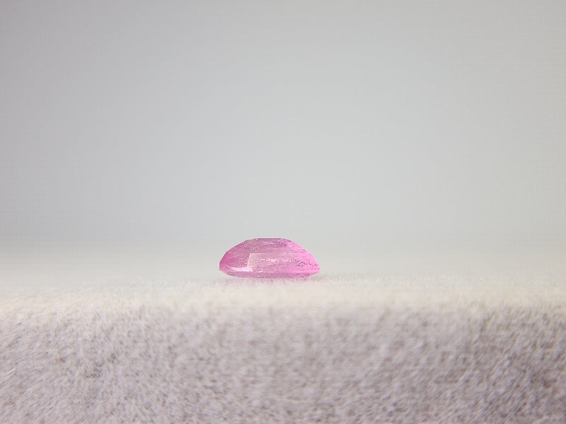 0028-4　虹入り！ピンクサファイア　0.31ct