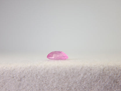 0028-4　虹入り！ピンクサファイア　0.31ct