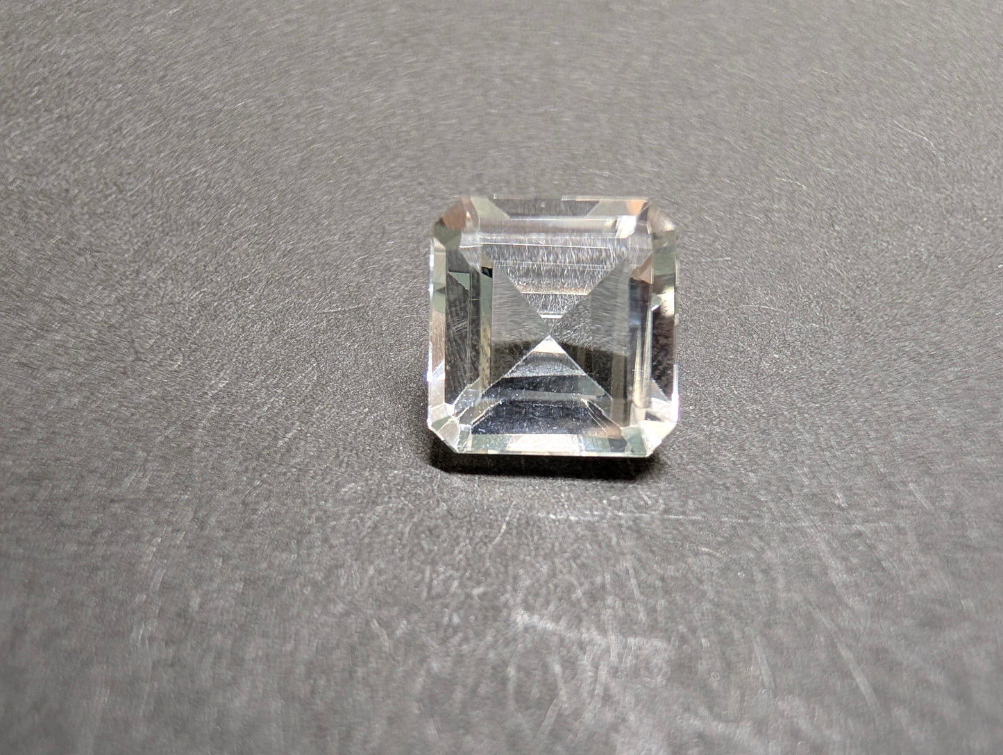 0071 バイカラートパーズ 4.86ct