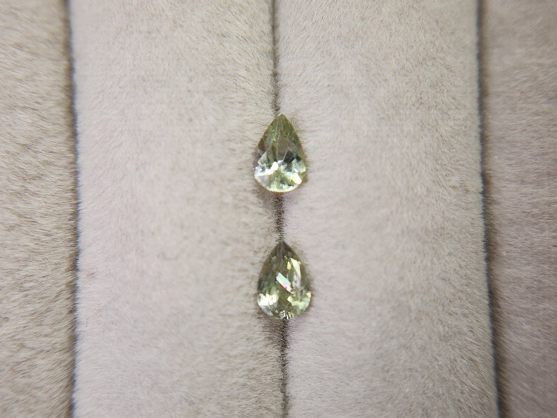 0644-12-3　ゾイサイト2石セット