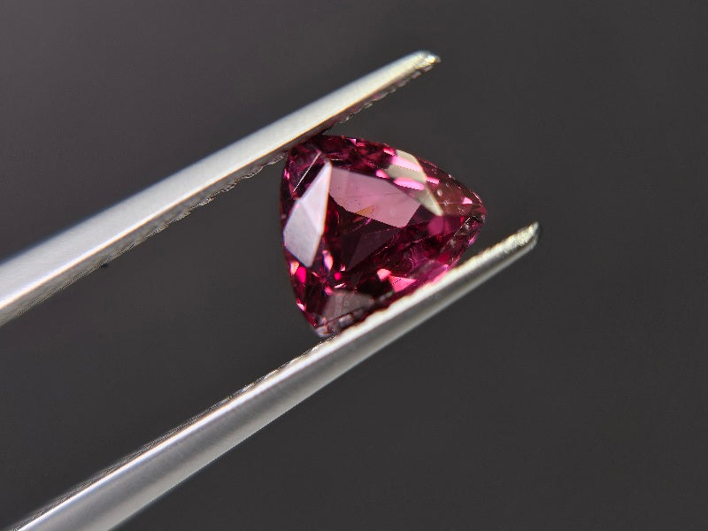 RDGA-8　ロードライトガーネット　1.11ct