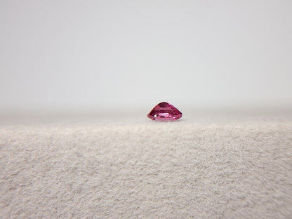 SP-21　スピネル　0.24ct