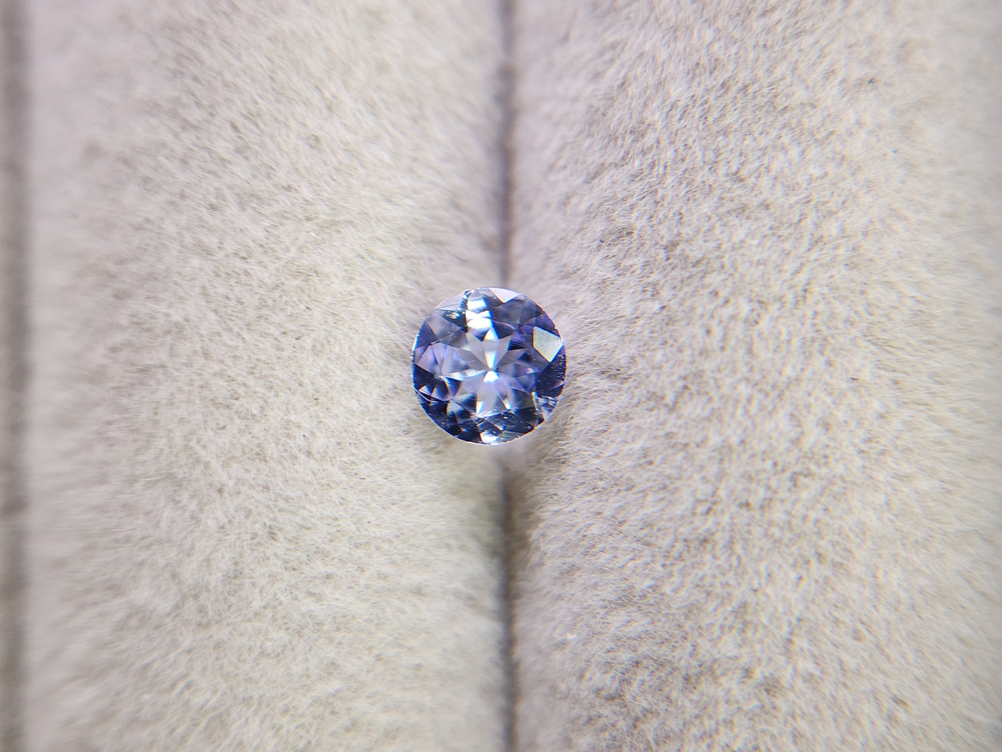 0657-24-7　ゾイサイト　0.36ct