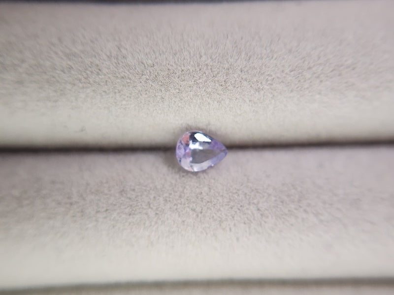 0644-16-3　ゾイサイト　0.30ct