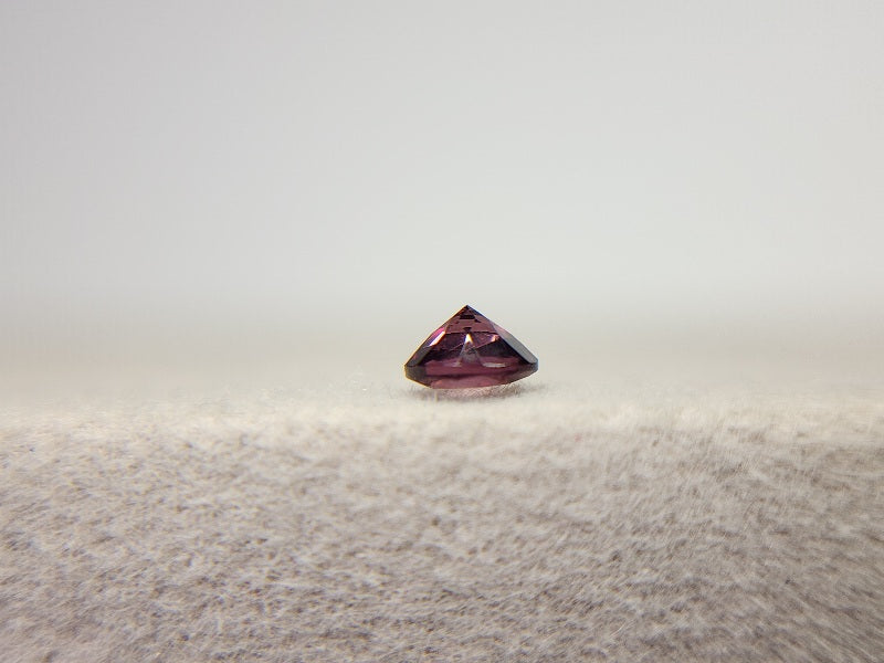 SP-29　スピネル　0.18ct