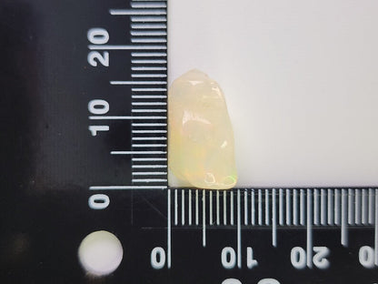 0914-1　さざれオパール（穴あき）　5.75ct