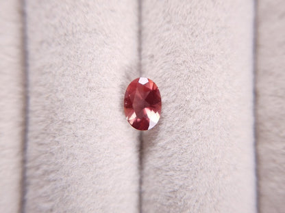 0504-13　バイカラーアンデシン　0.63ct