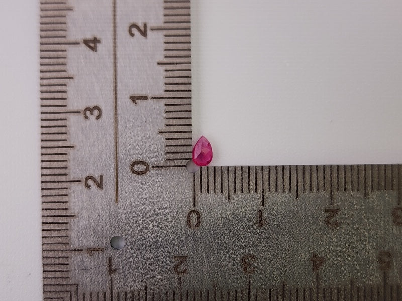 r-BE-2　レッドベリル　0.12ct