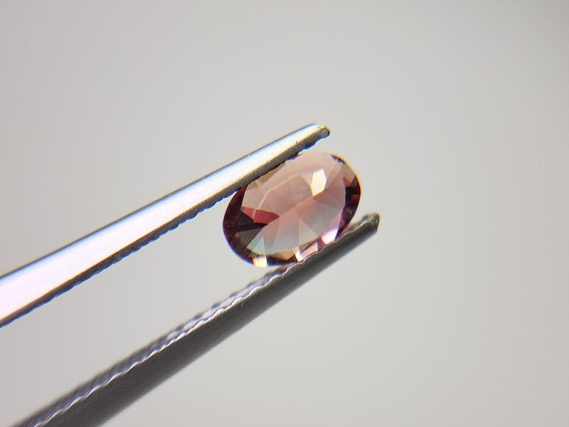 0152-2-15　バイカラーアンデシン　0.39ct