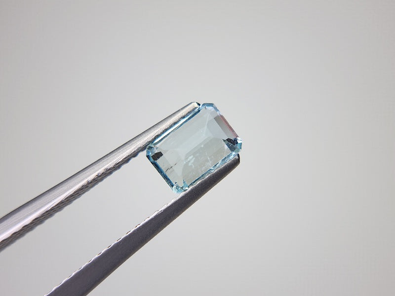 0008-16　アクアマリン　0.74ct