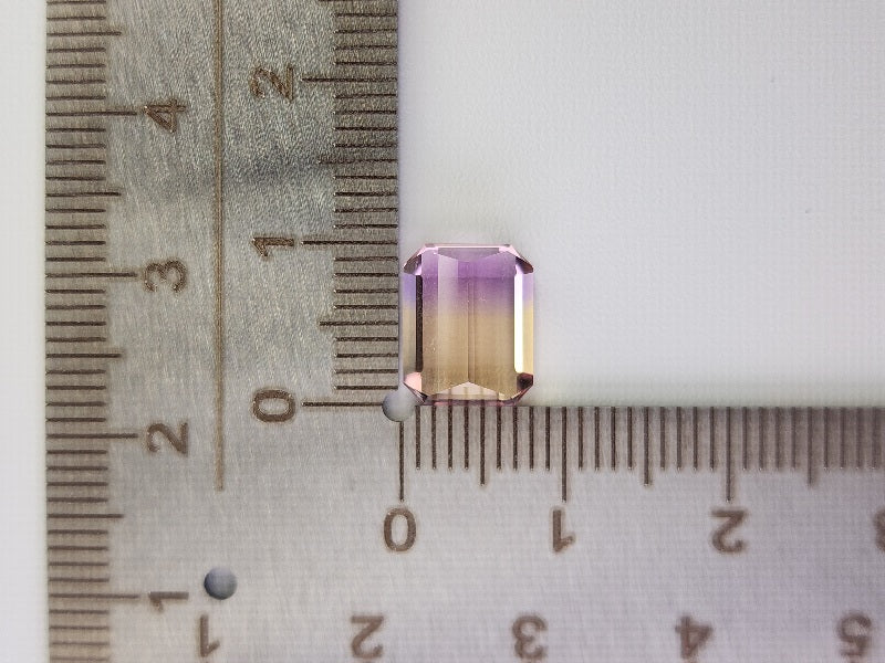 AMT-12　アメトリン　3.08ct