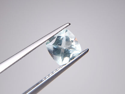 gBE-5　グリーンベリル　0.85ct